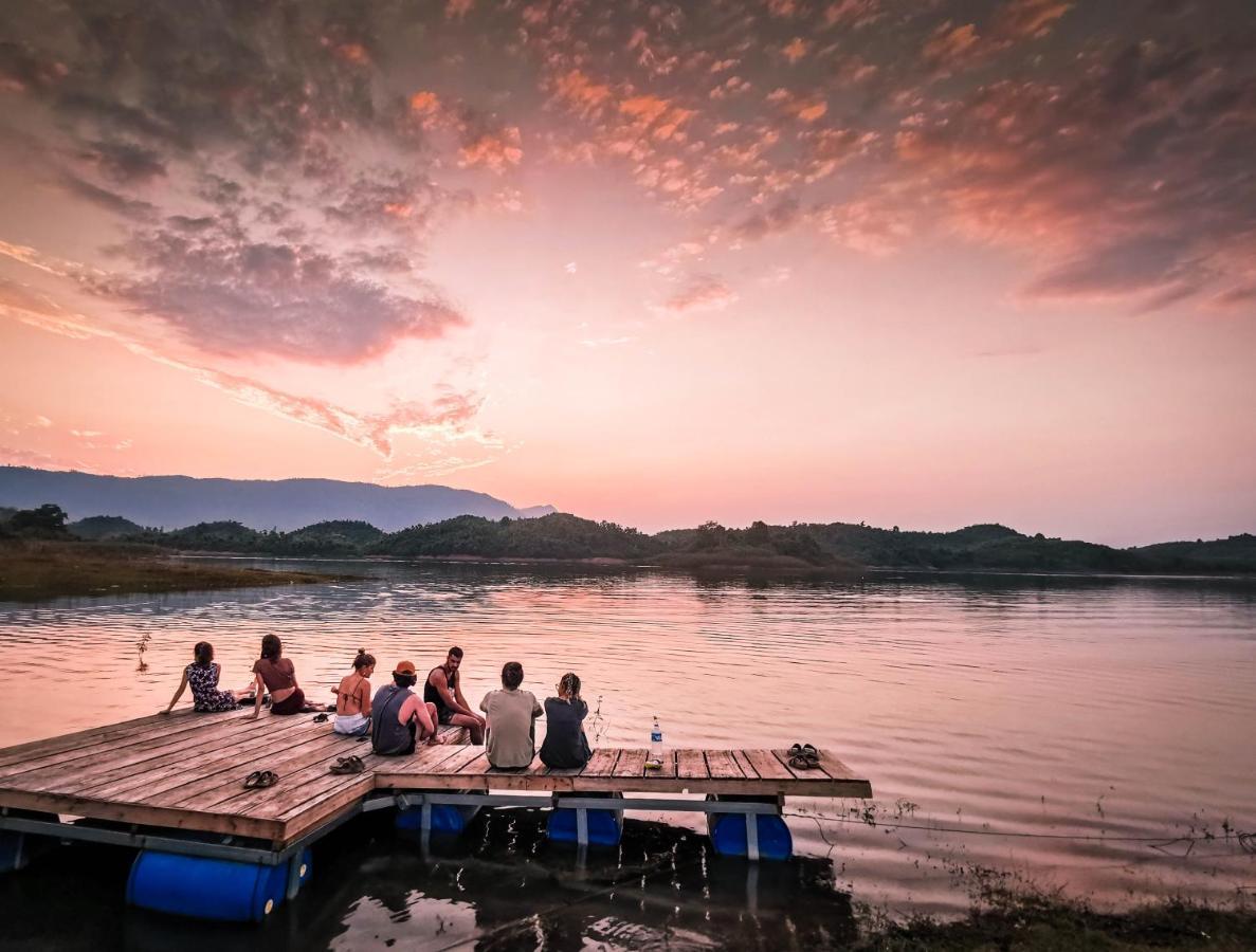 Sunset Nam Ngum resort Vang Vieng Exterior foto