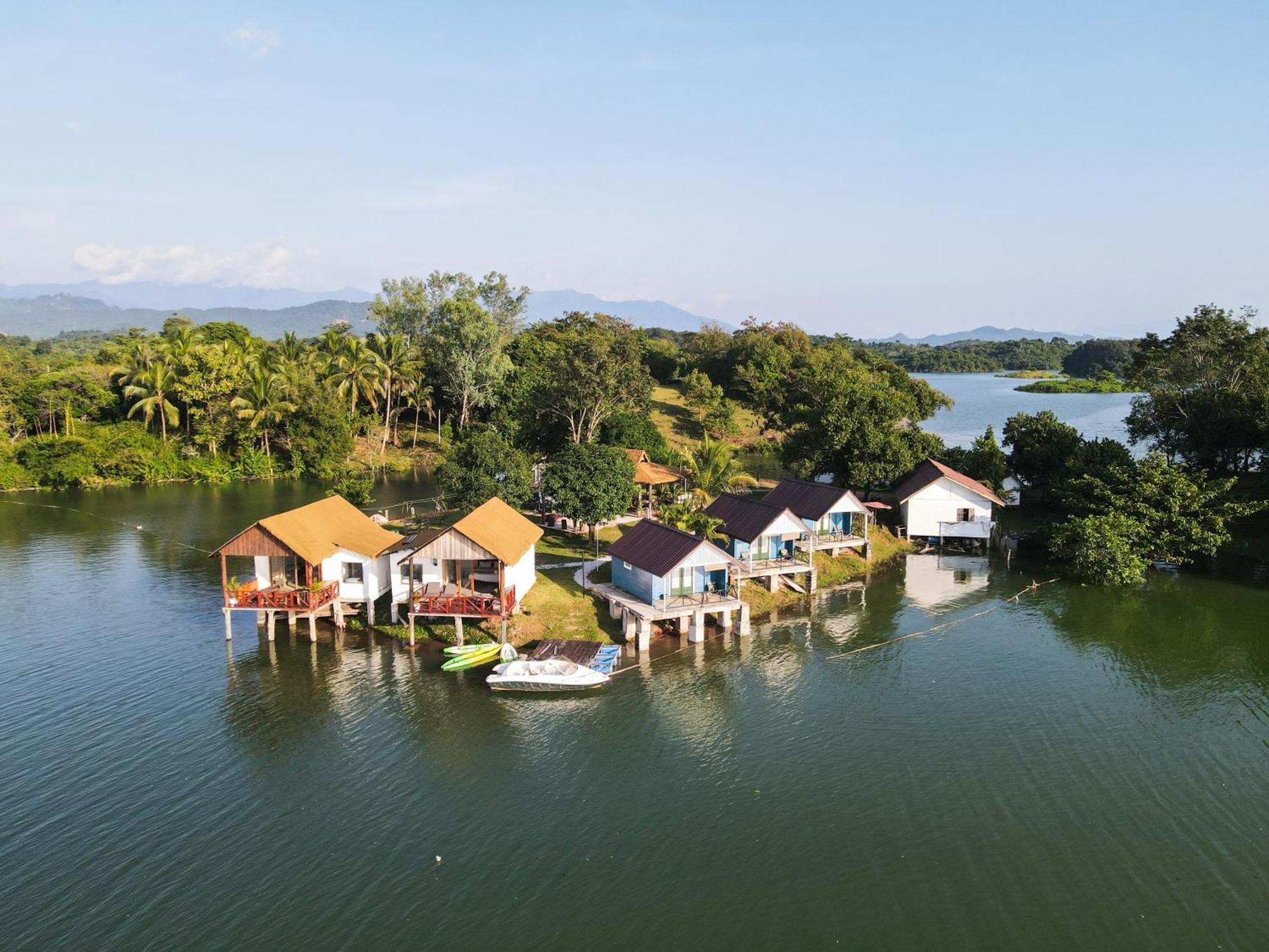Sunset Nam Ngum resort Vang Vieng Exterior foto